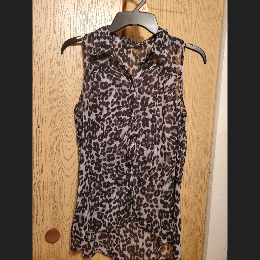 Women's size L Blouse Button Up